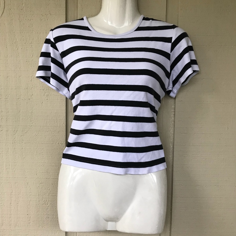 •SALE•Striped short sleeve crop top